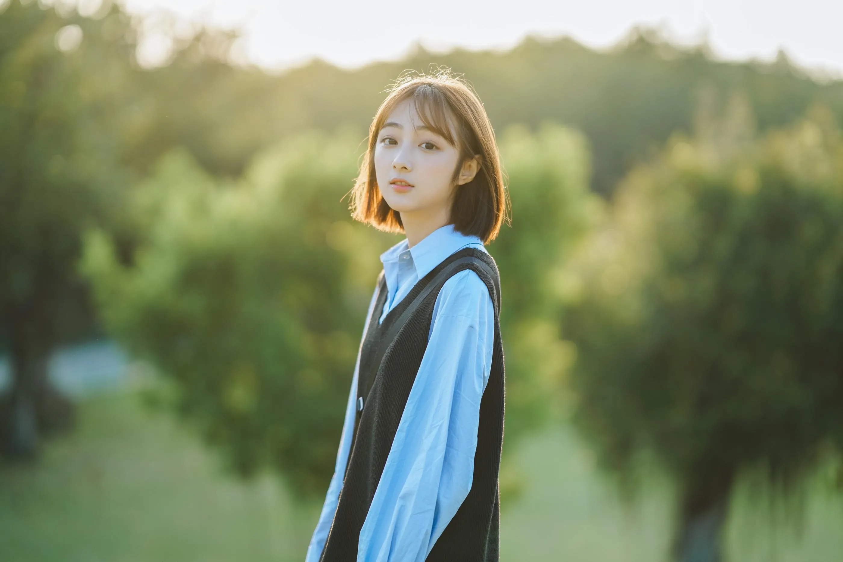 [艺图语] 2022.05.21 追着风赶日落 戴黎婷 [31P]插图5
